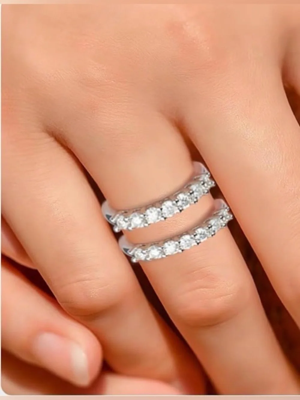 Moissanite elegant silver